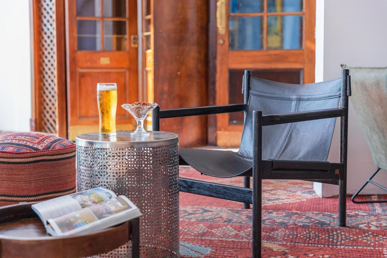 Daniel Dead Sea Hotel En Bokek Exterior foto A chair by the architect